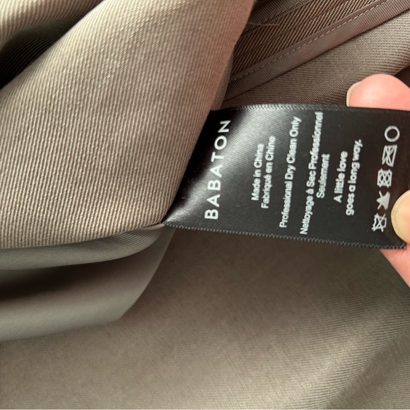 Aritzia Babaton Trench XS - Picture 6 of 7